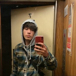 Meet your Posher, Bernardo